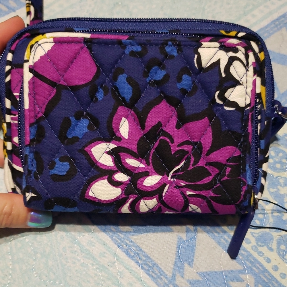 Vera Bradley Quilted Women's Crossbody Wallet Wristlet In African Violet